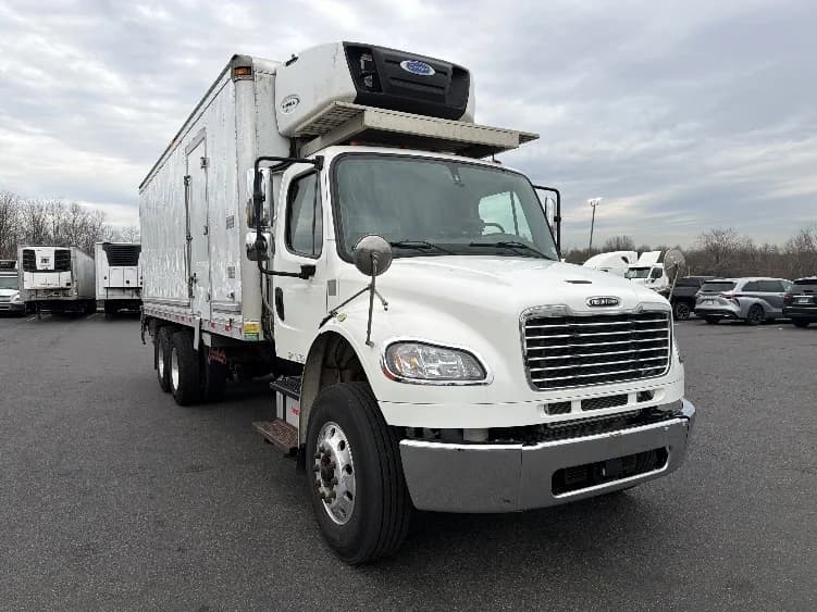 2019 Freightliner M2 106
