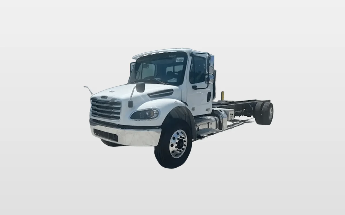 2026 Freightliner M2 106 — photo 1