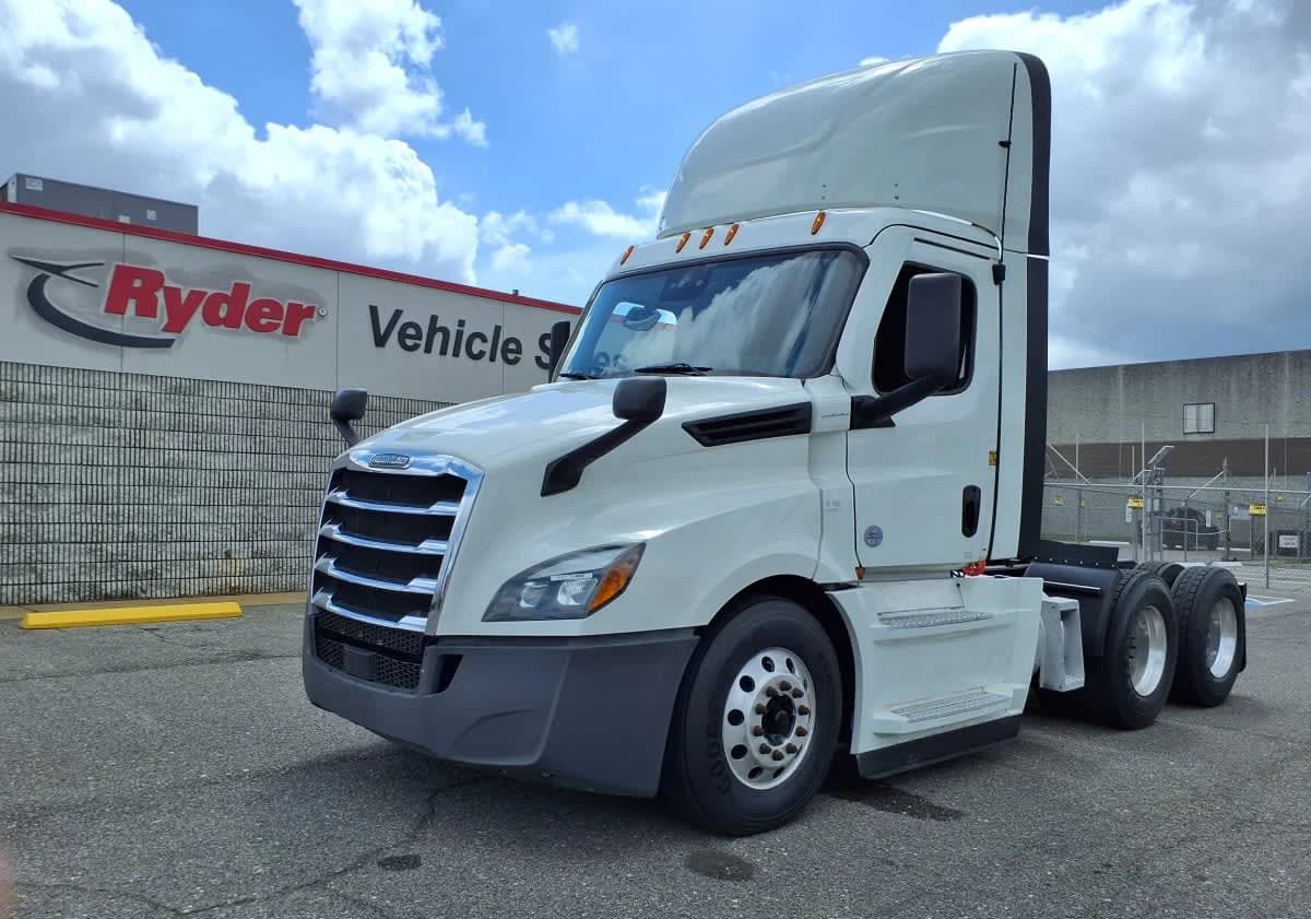 2022 Freightliner Cascadia