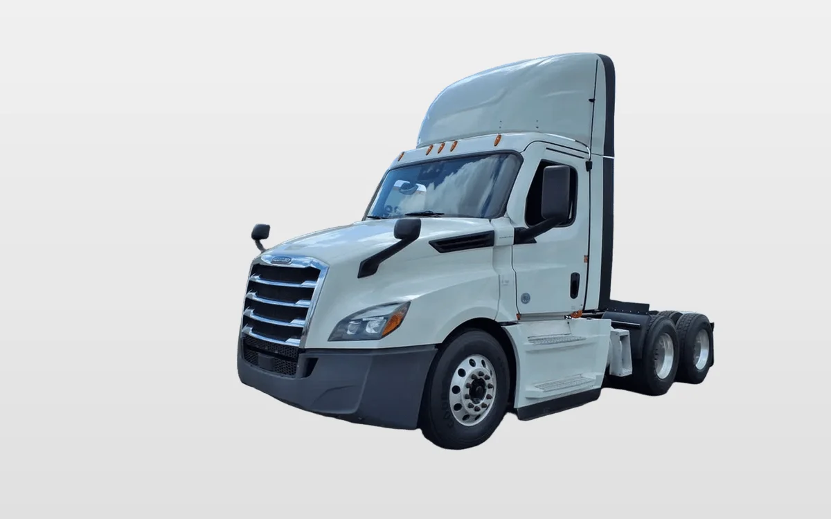 2022 Freightliner Cascadia — photo 1