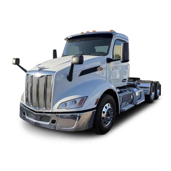2023 Peterbilt 579