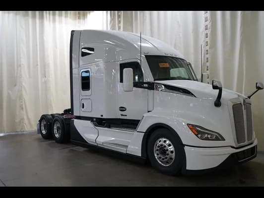 2027 Kenworth T680