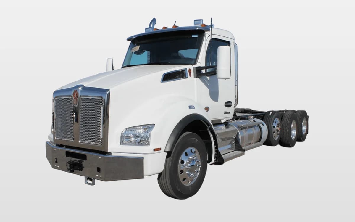 2025 Kenworth T880 — photo 1