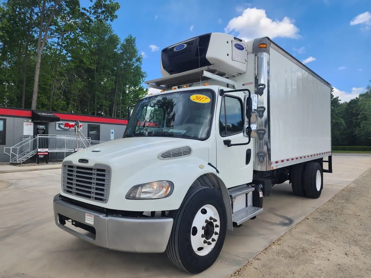 2017 Freightliner M2 106
