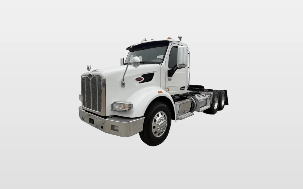 2020 Peterbilt 567 — photo 1