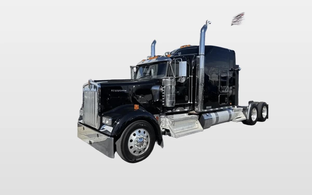 2025 Kenworth W900 — photo 1