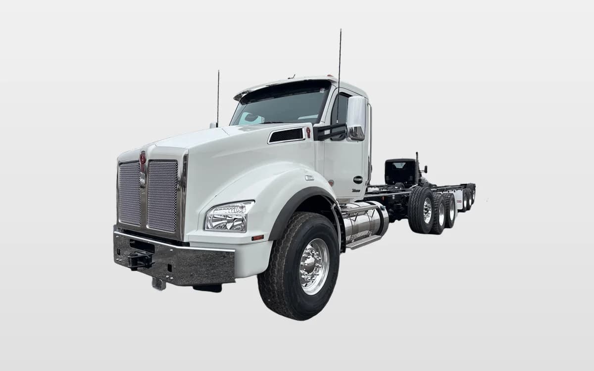 2025 Kenworth T880 — photo 1