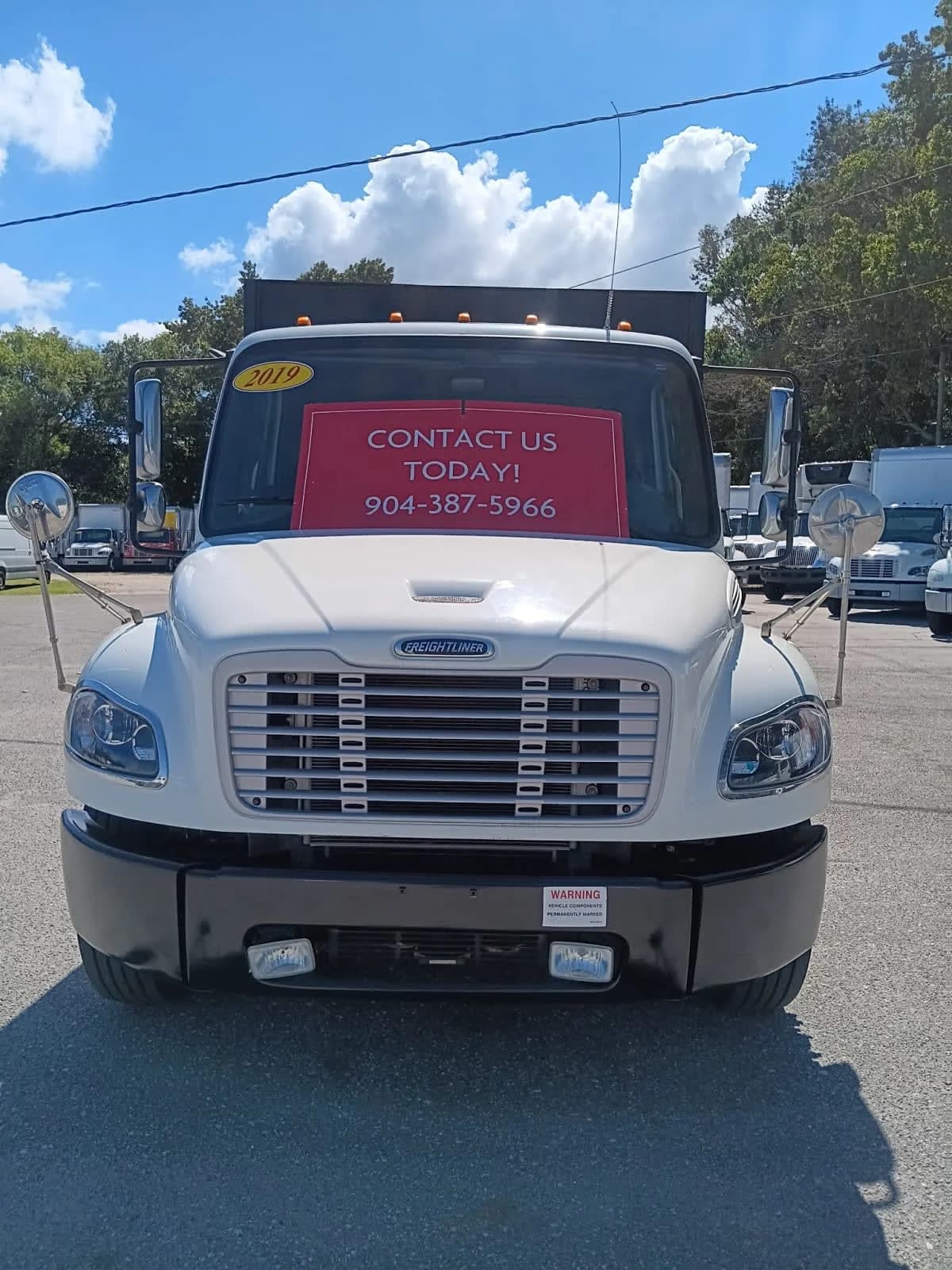2019 Freightliner M2 106