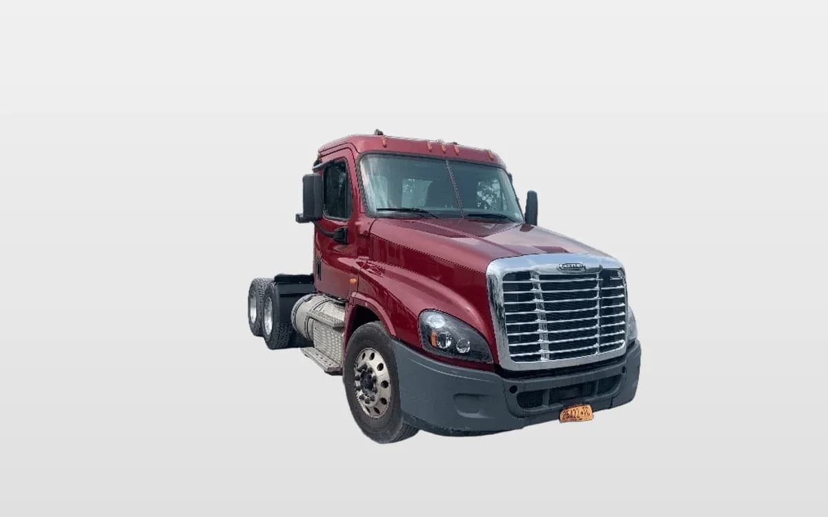 2018 Freightliner Cascadia — photo 1