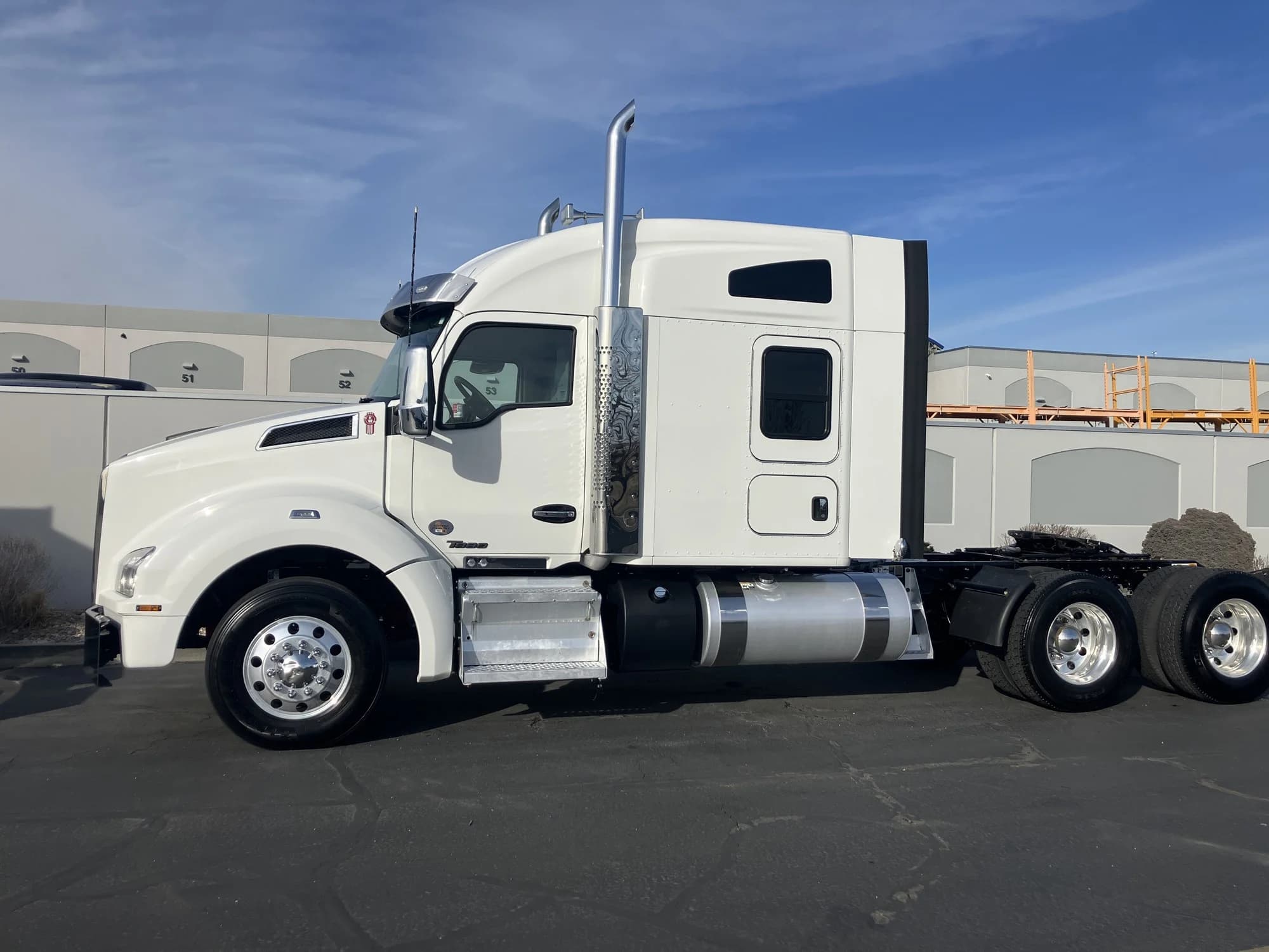 2022 Kenworth T880
