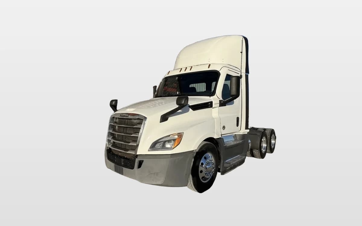 2021 Freightliner Cascadia — photo 1