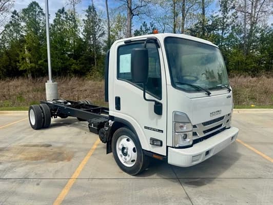 2026 Isuzu NPR