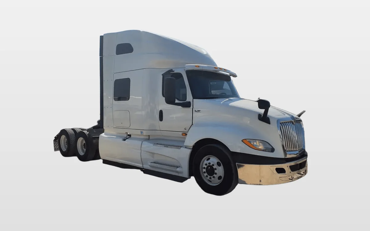 2020 International LT — photo 1