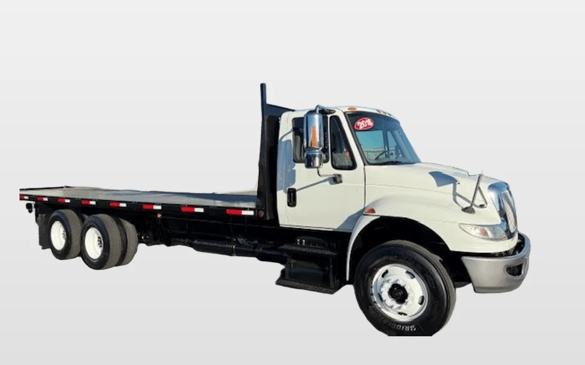 2018 International 4300 — photo 1