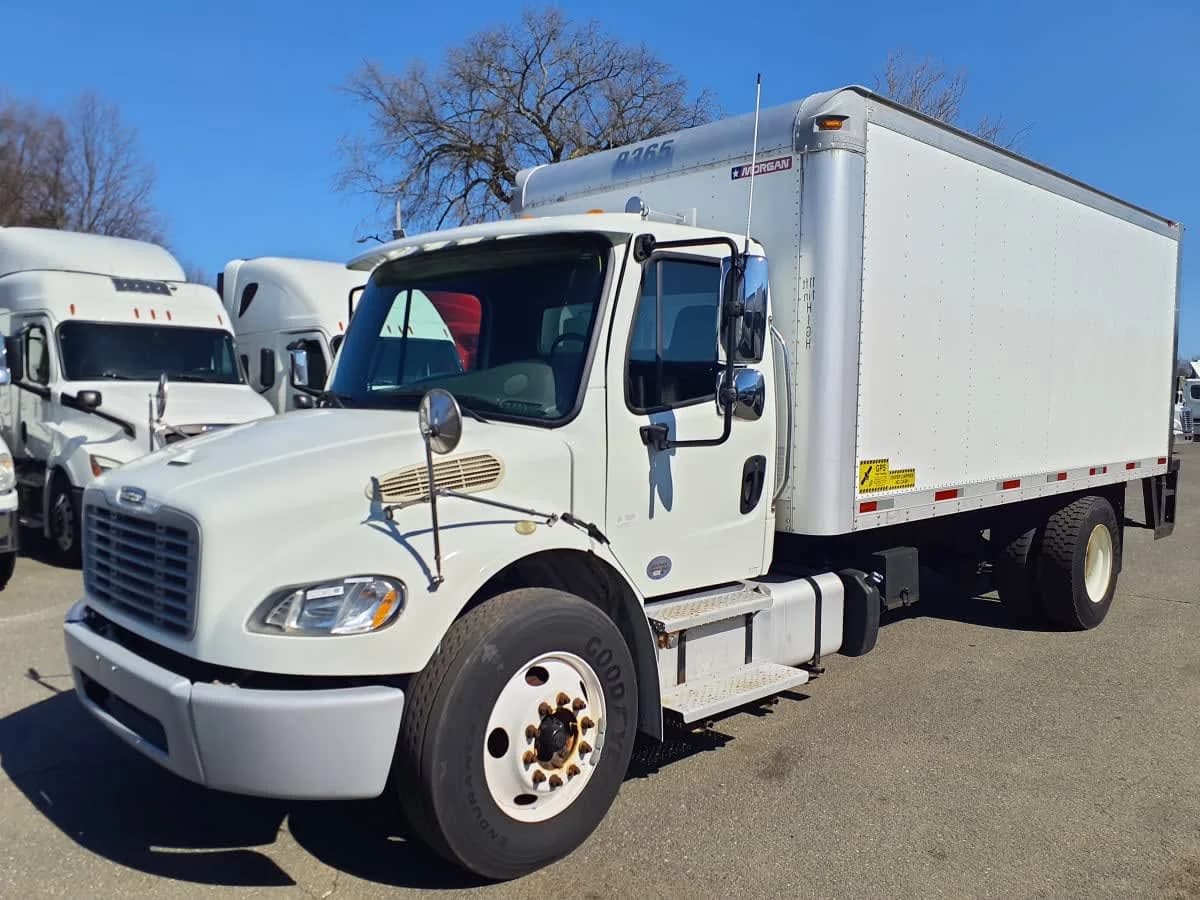 2014 Freightliner M2 106