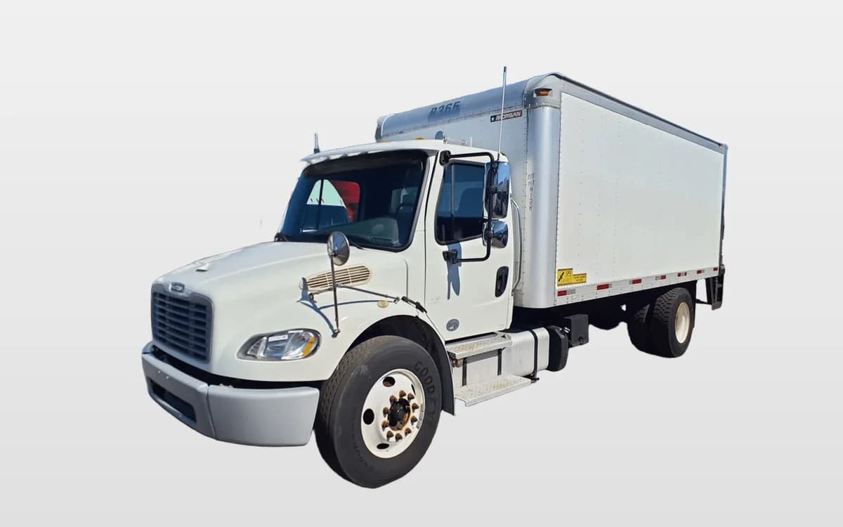 2014 Freightliner M2 106 — photo 1