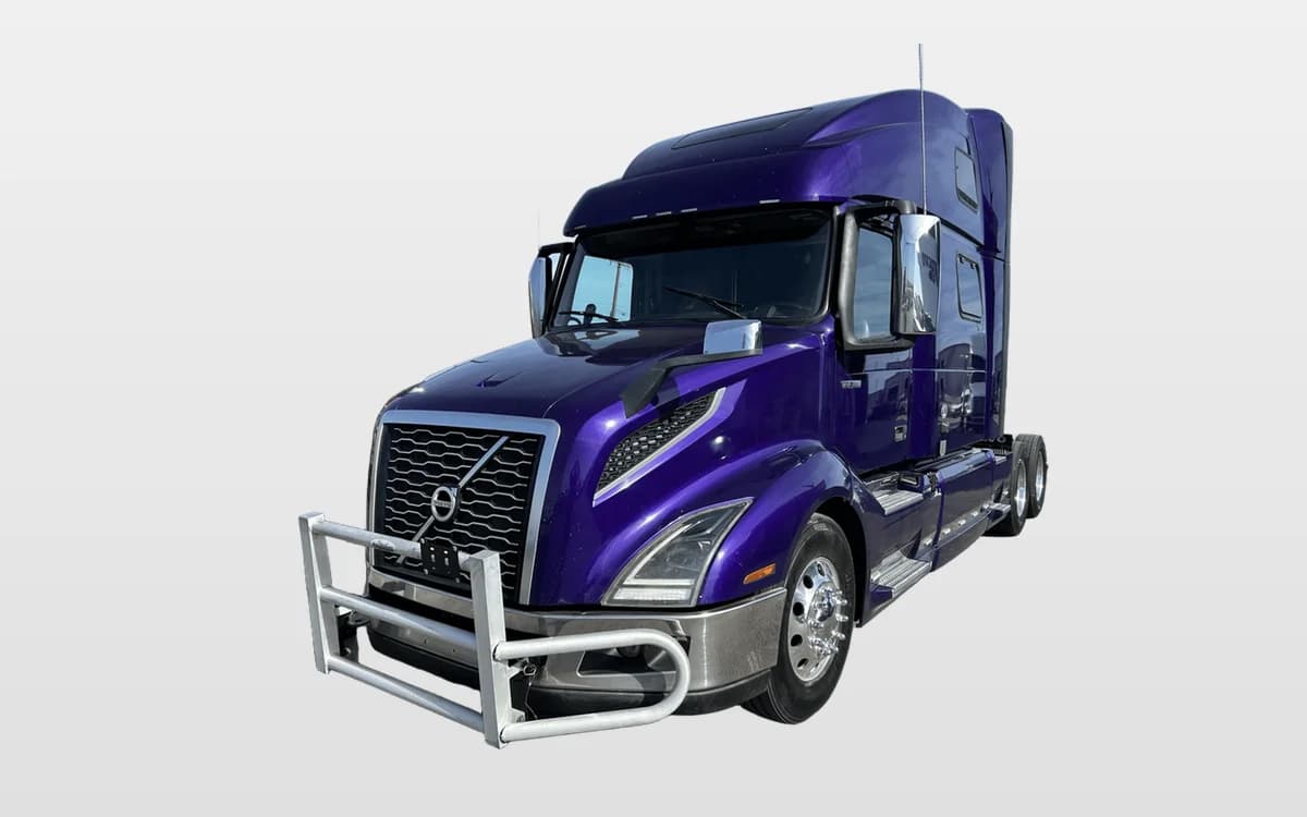 2020 Volvo VNL 860 — photo 1