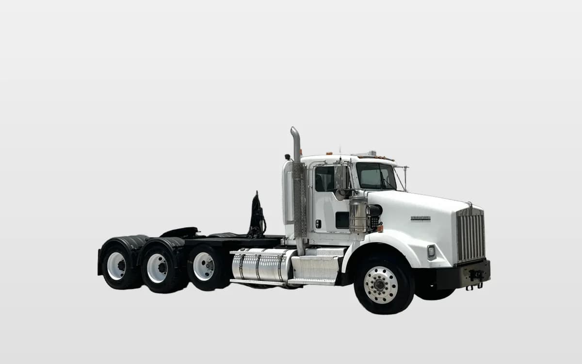 2013 Kenworth T800 — photo 1