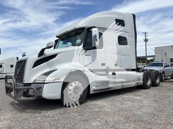 2020 Volvo VNL 760