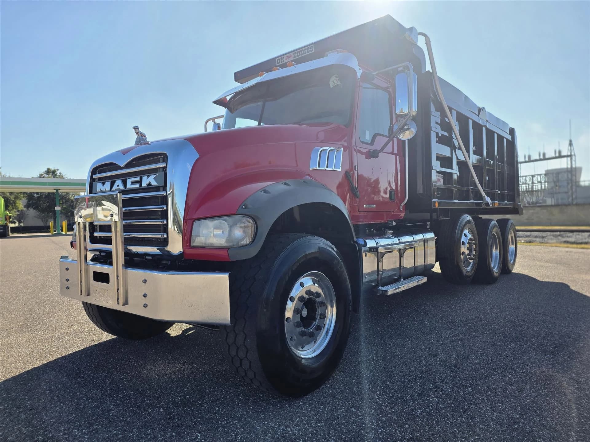 2019 Mack Granite