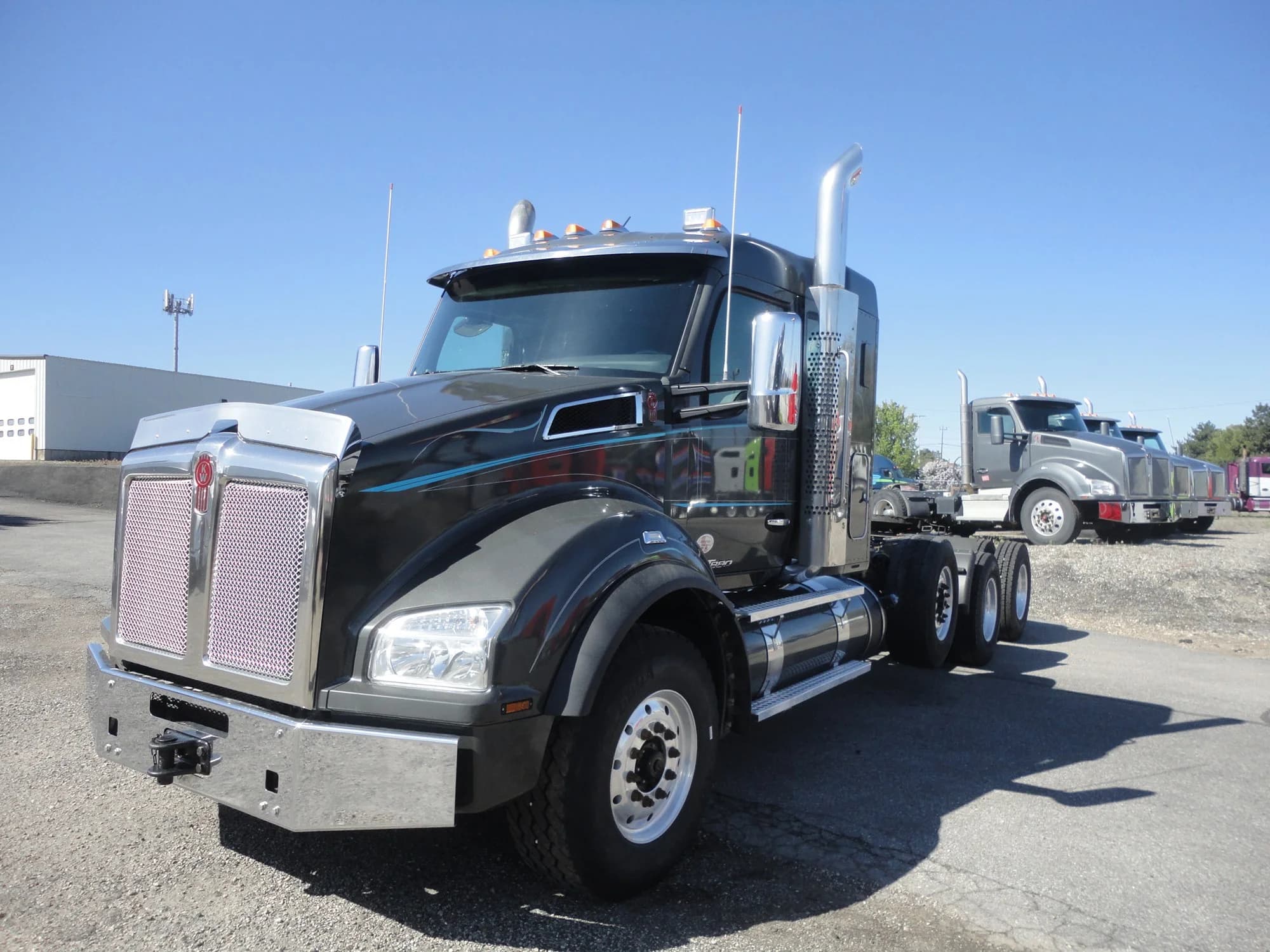 2021 Kenworth T880