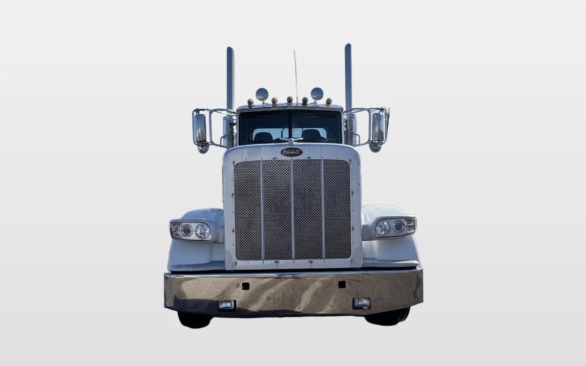 2021 Peterbilt 389 — photo 1