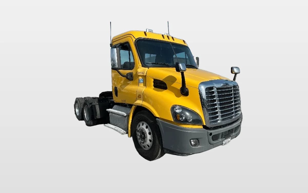 2019 Freightliner Cascadia — photo 1
