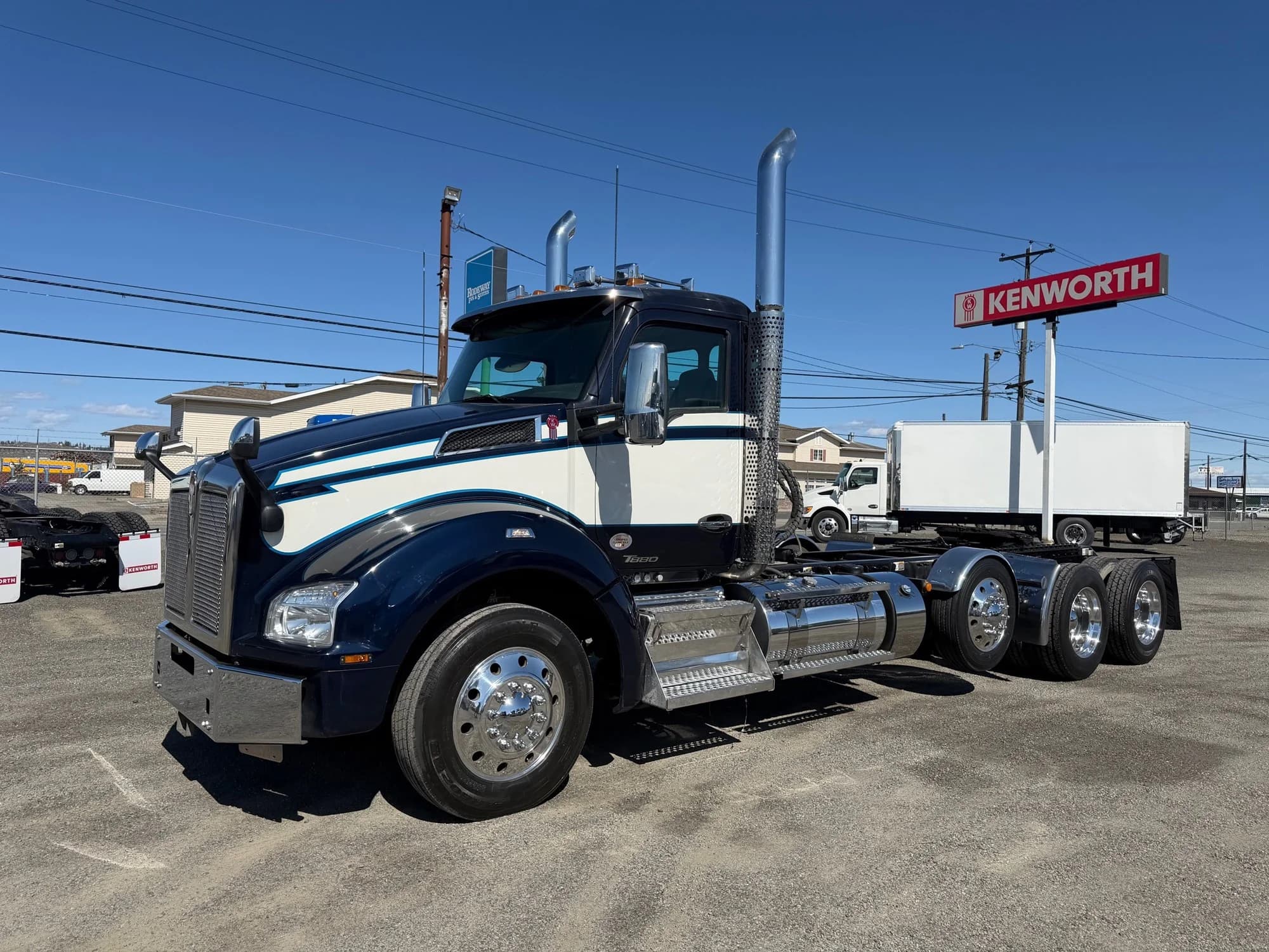 2022 Kenworth T880