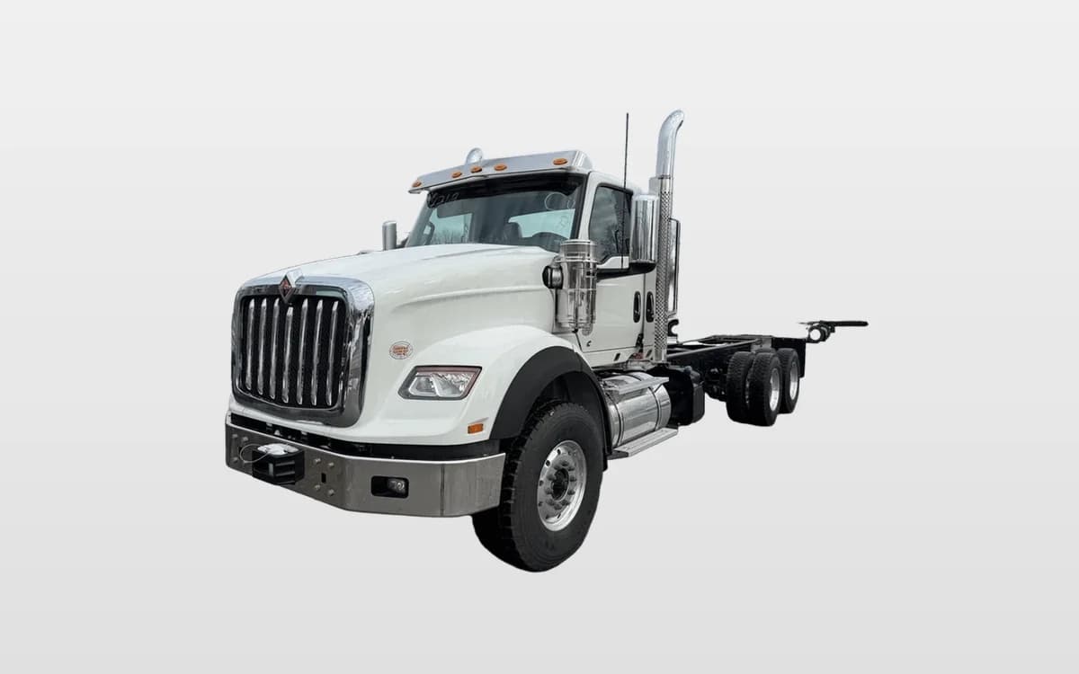 2026 International HX — photo 1