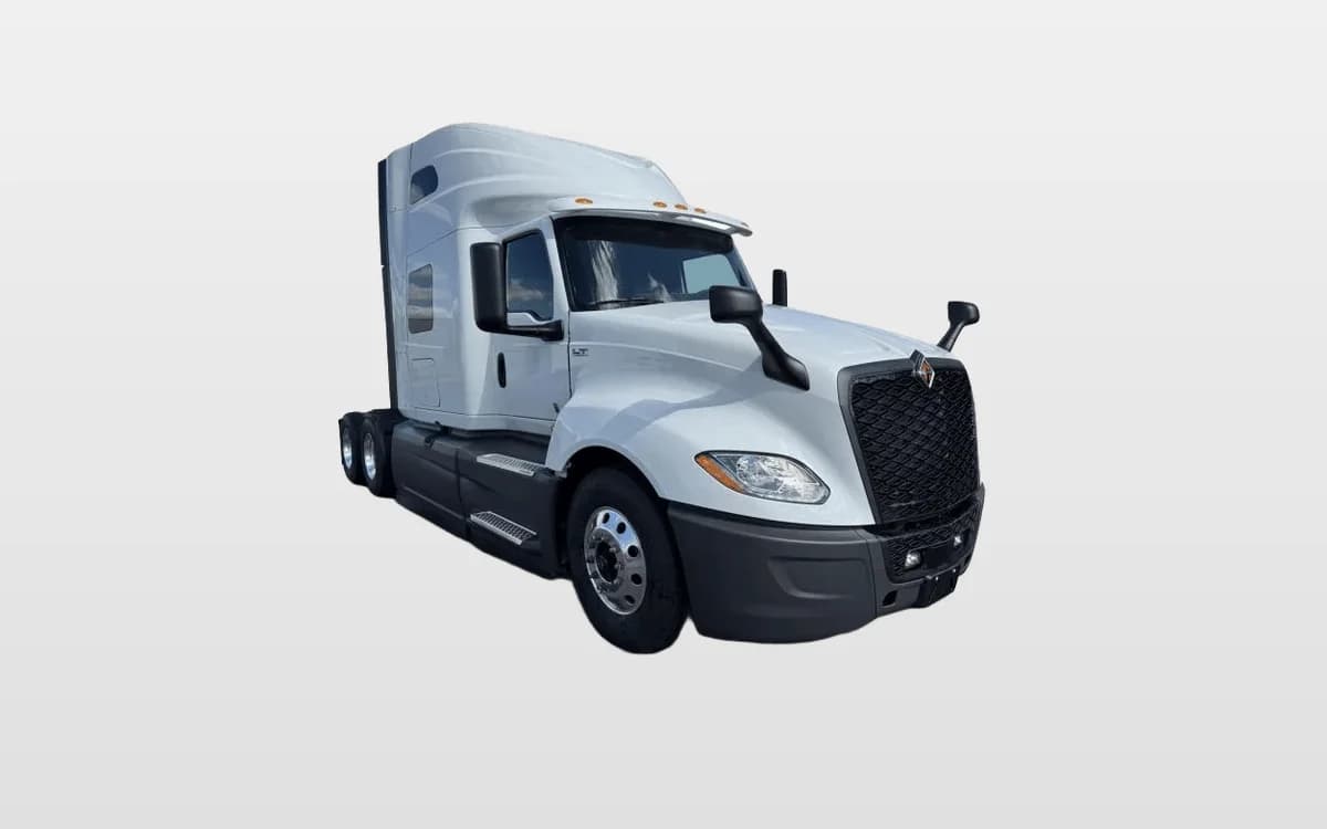 2026 International LT — photo 1