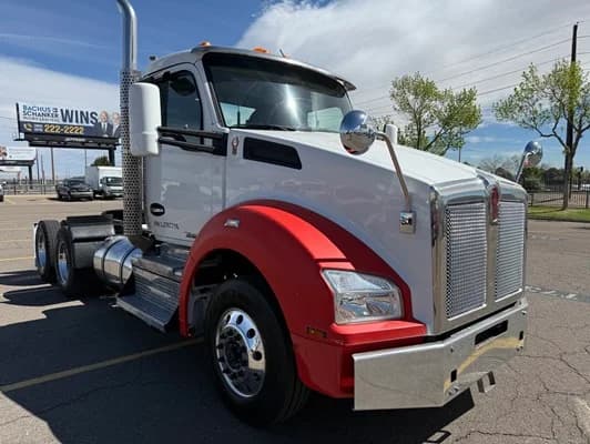 2020 Kenworth T880