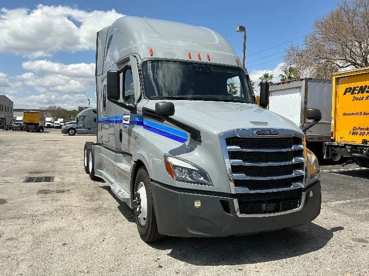 2023 Freightliner Cascadia