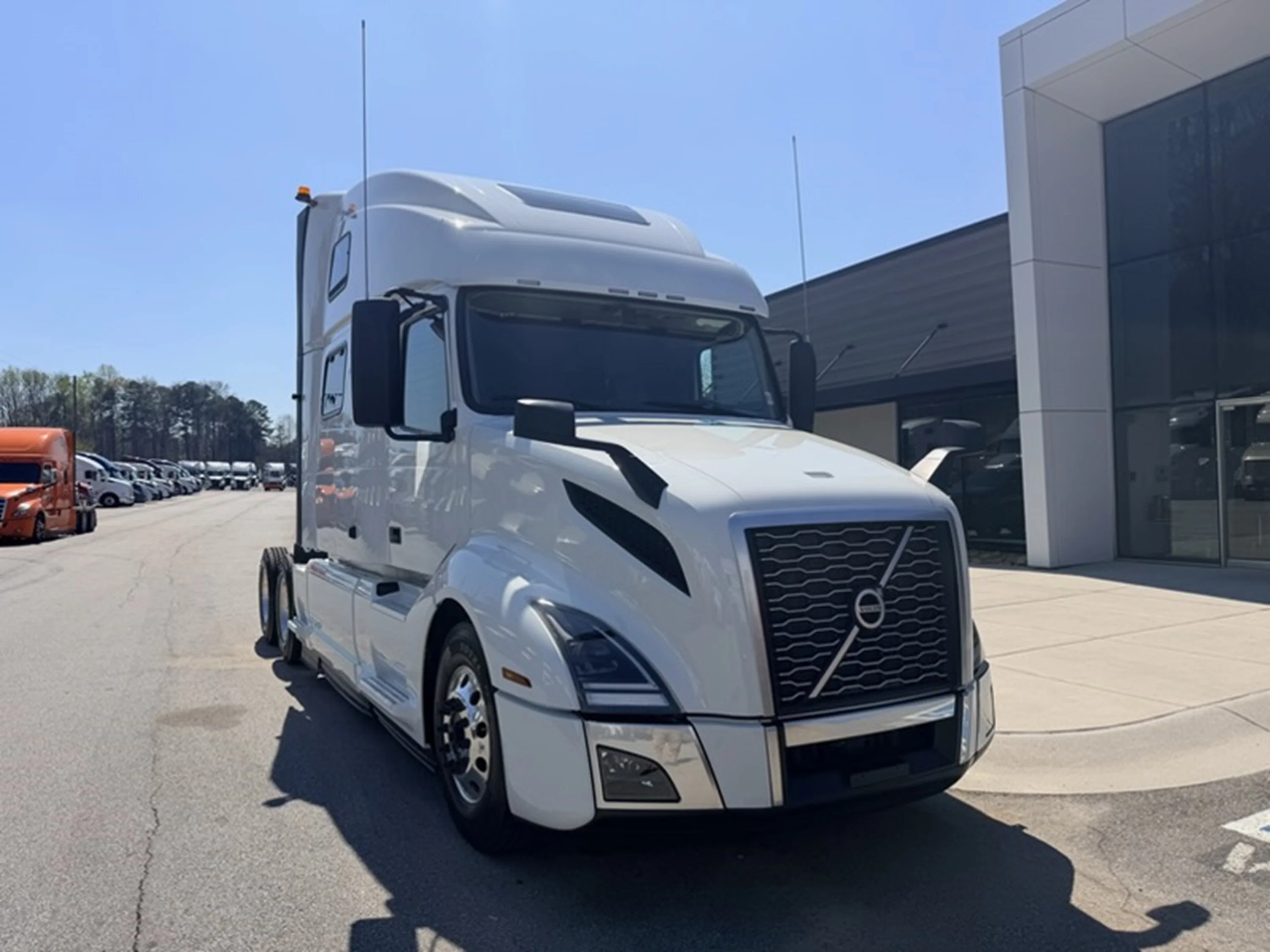 2024 Volvo VNL 860