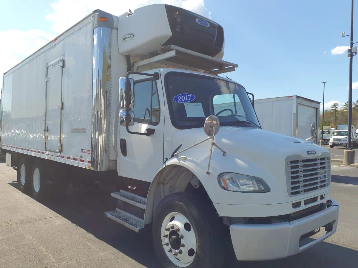 2017 Freightliner M2 106