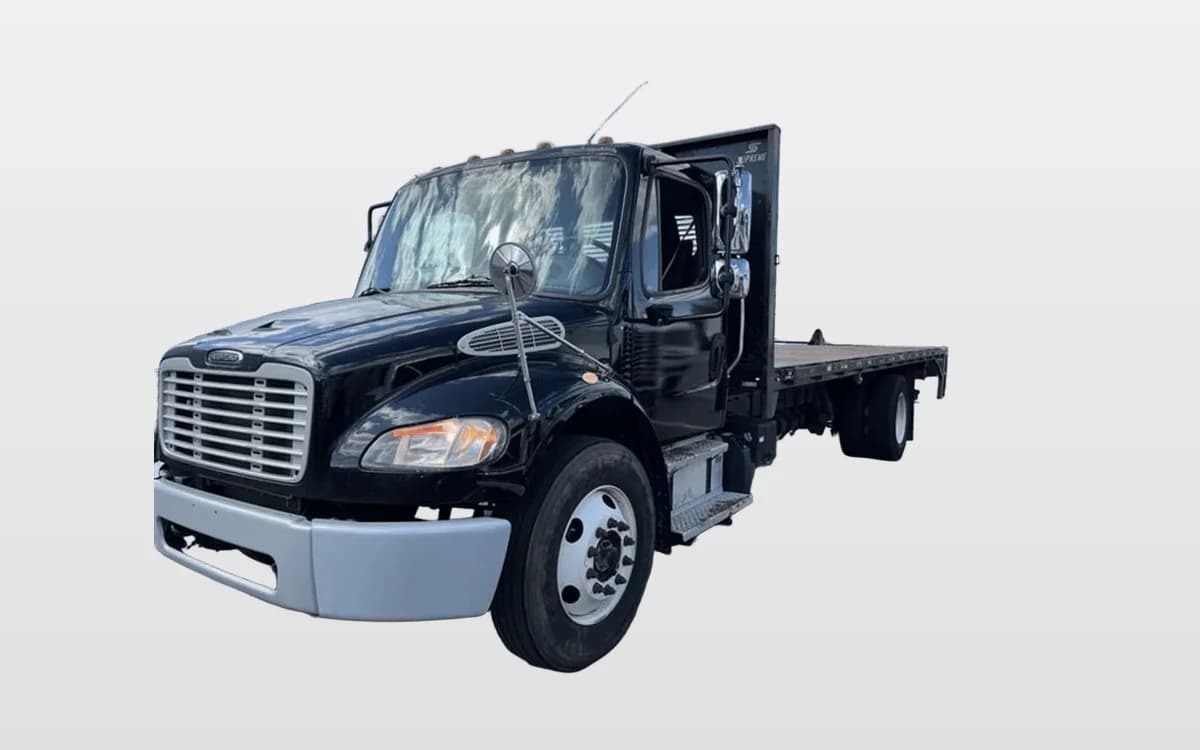 2019 Freightliner M2 106 — photo 1