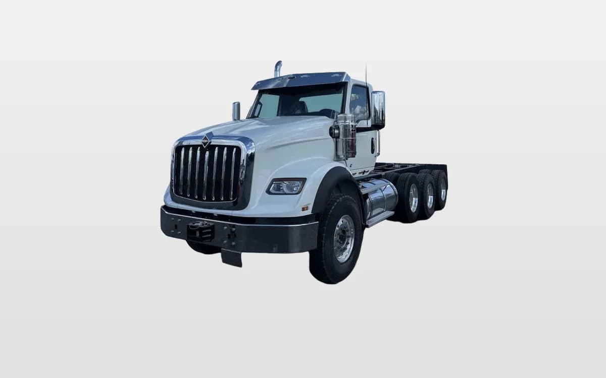 2026 International HX — photo 1