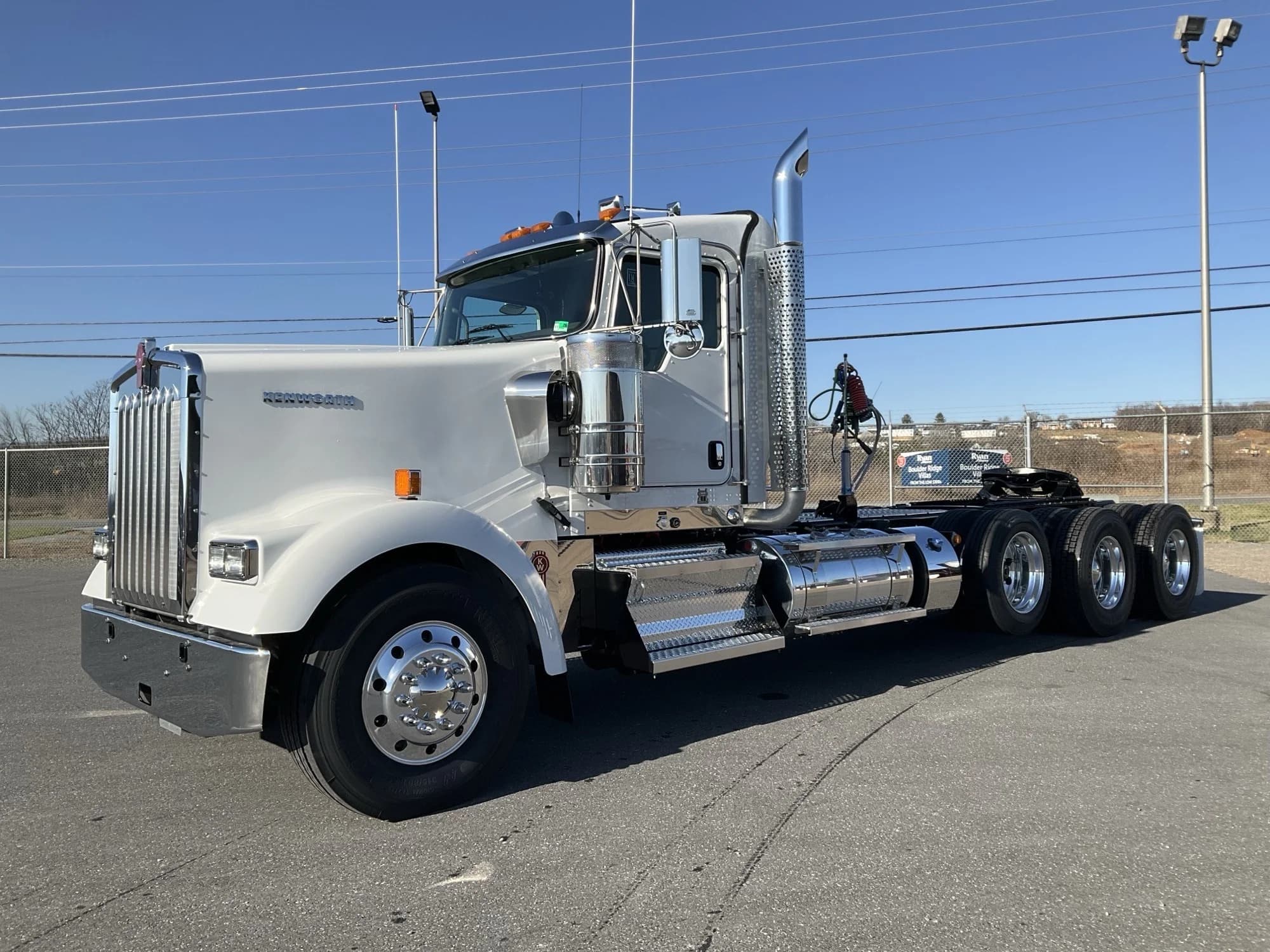 2026 Kenworth W900