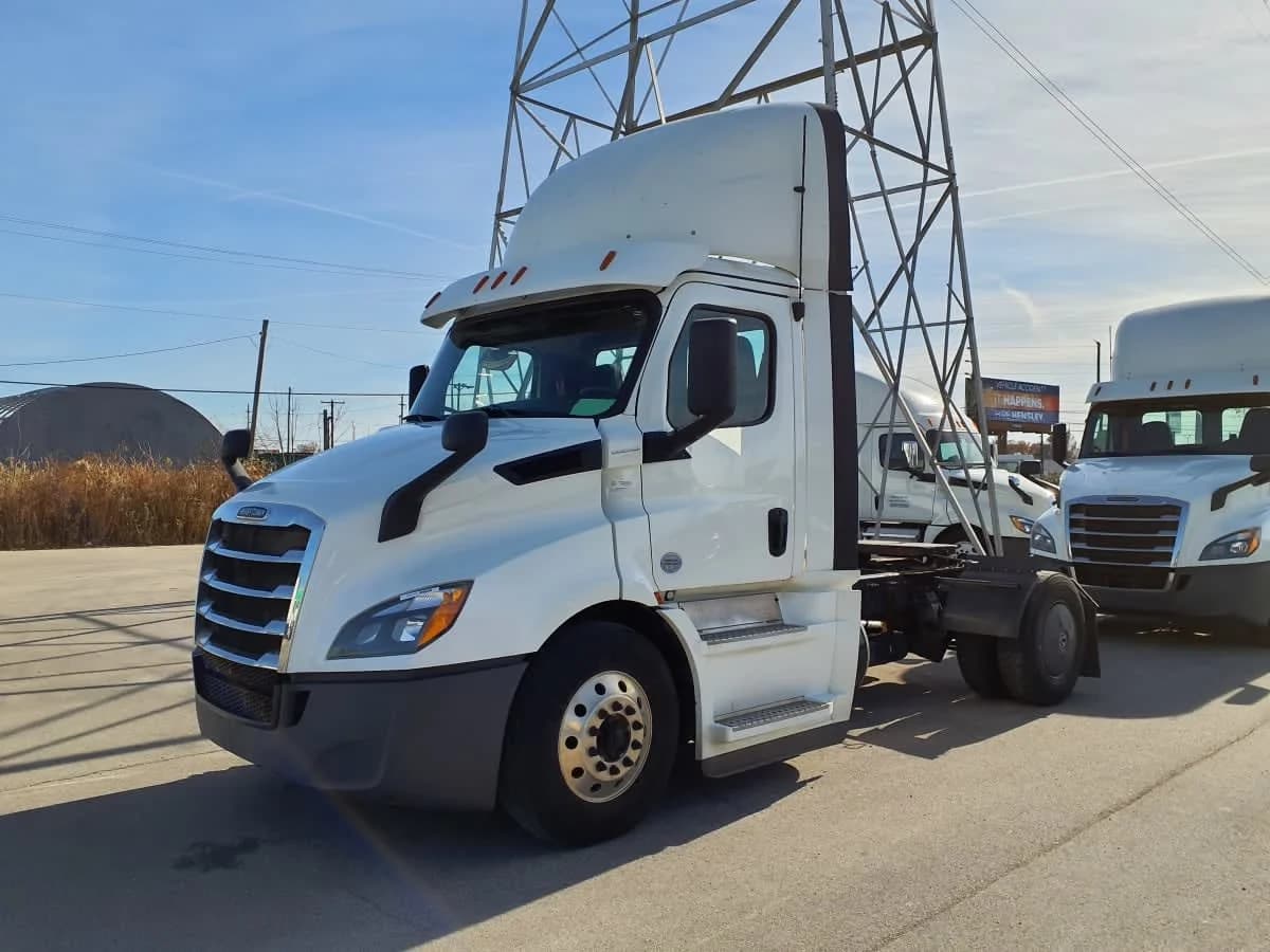2020 Freightliner Cascadia