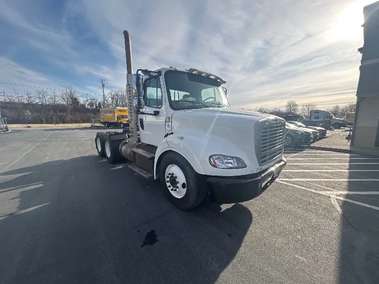 2020 Freightliner M2 112