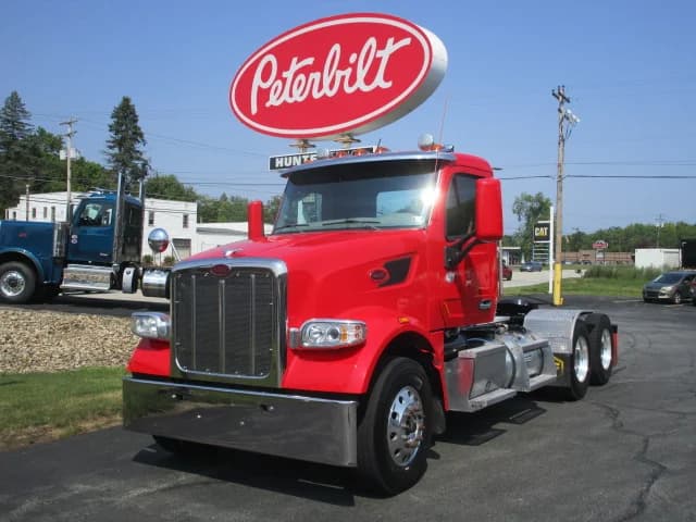 2020 Peterbilt 567