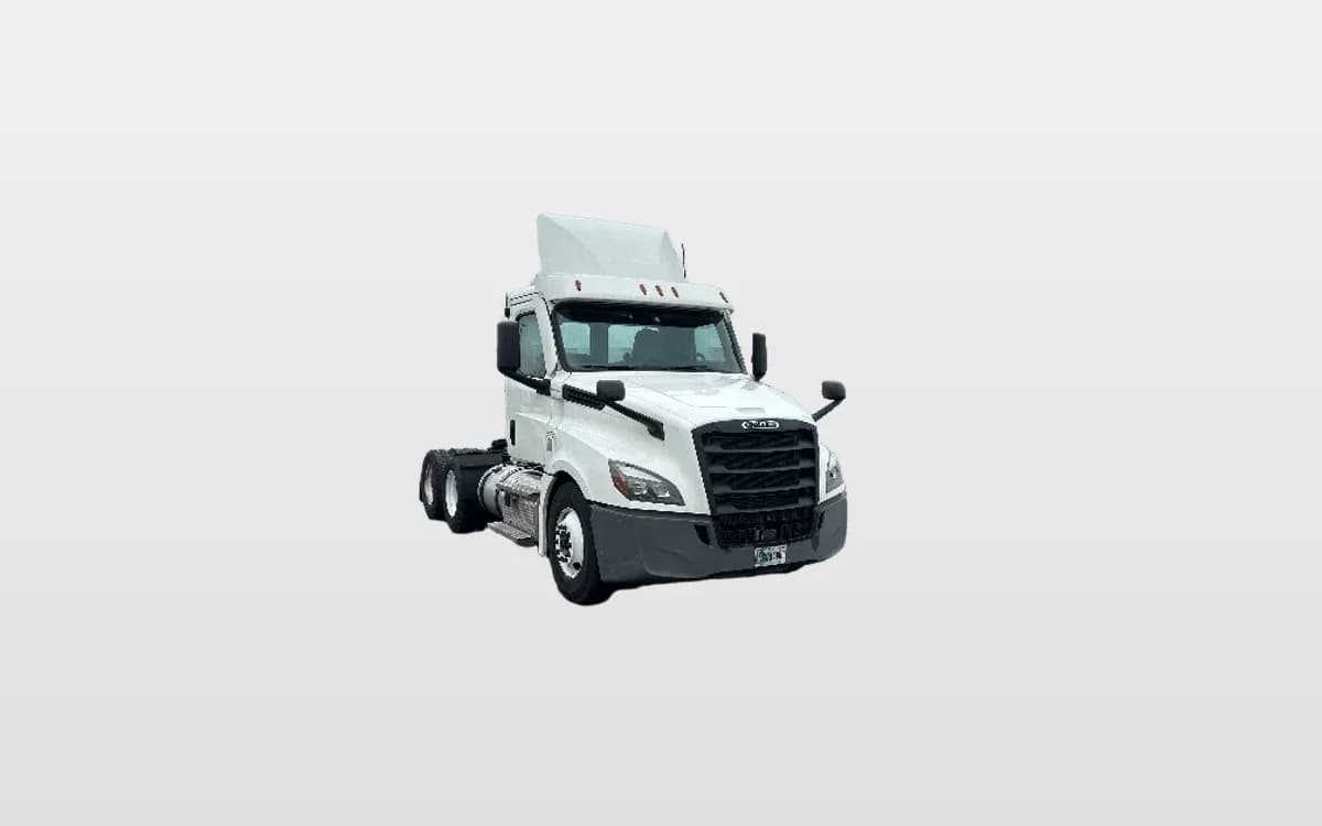 2020 Freightliner Cascadia — photo 1