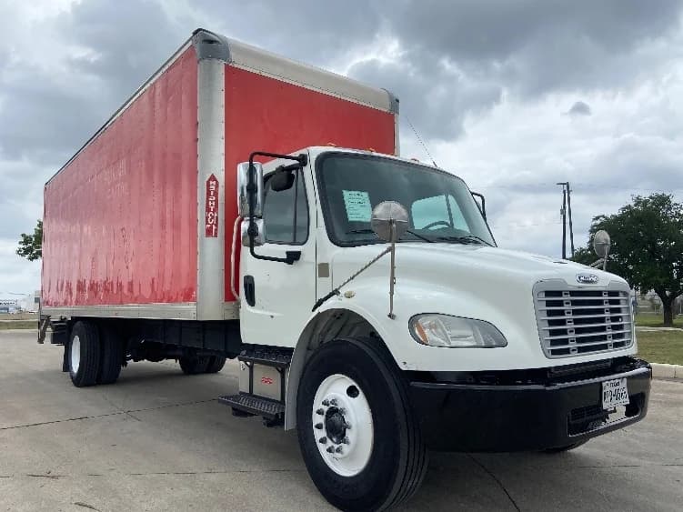 2019 Freightliner M2 106