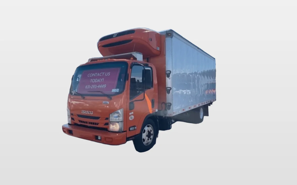 2019 Isuzu NQR — photo 1