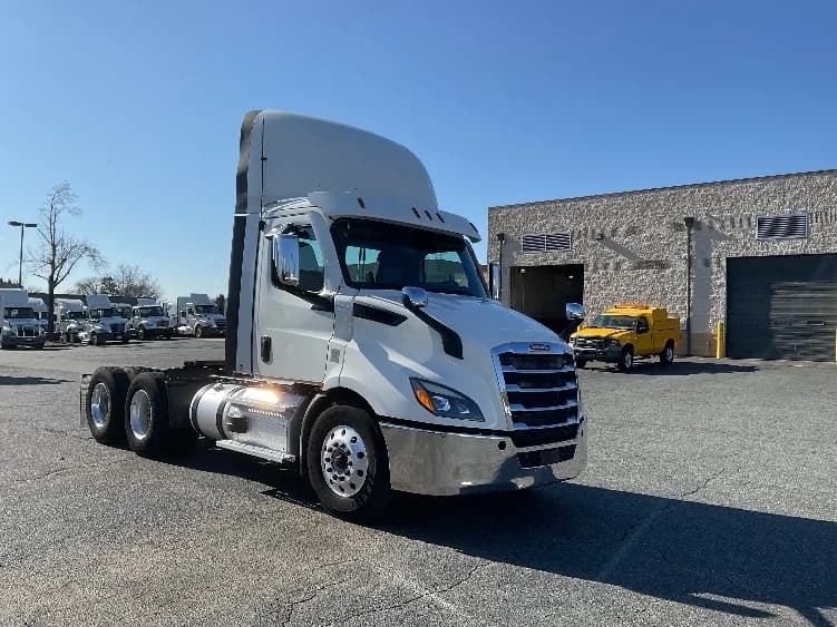 2021 Freightliner Cascadia