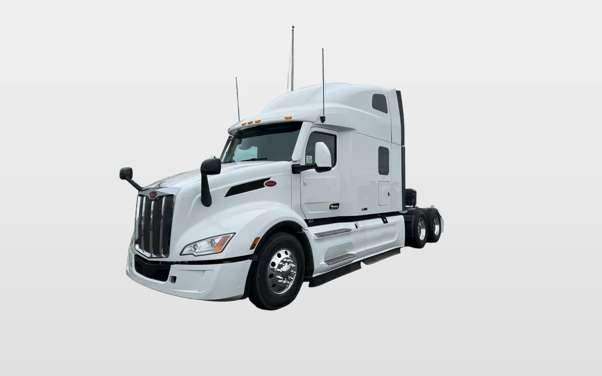 2024 Peterbilt 579 — photo 1