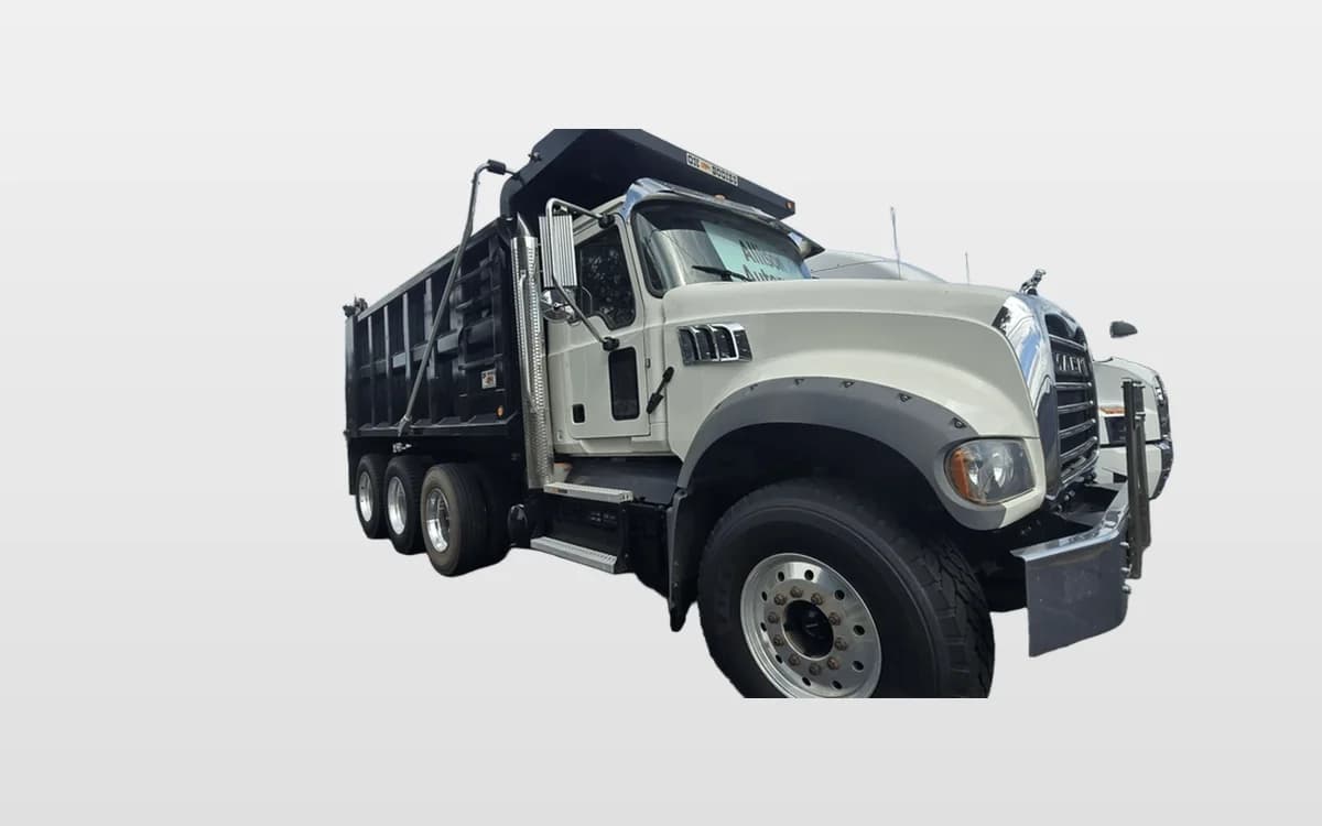 2023 Mack Granite — photo 1