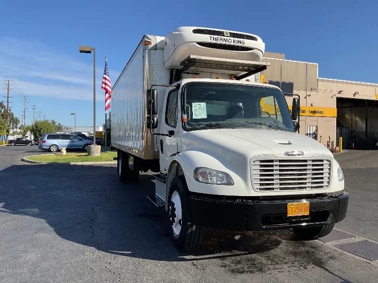 2016 Freightliner M2 106