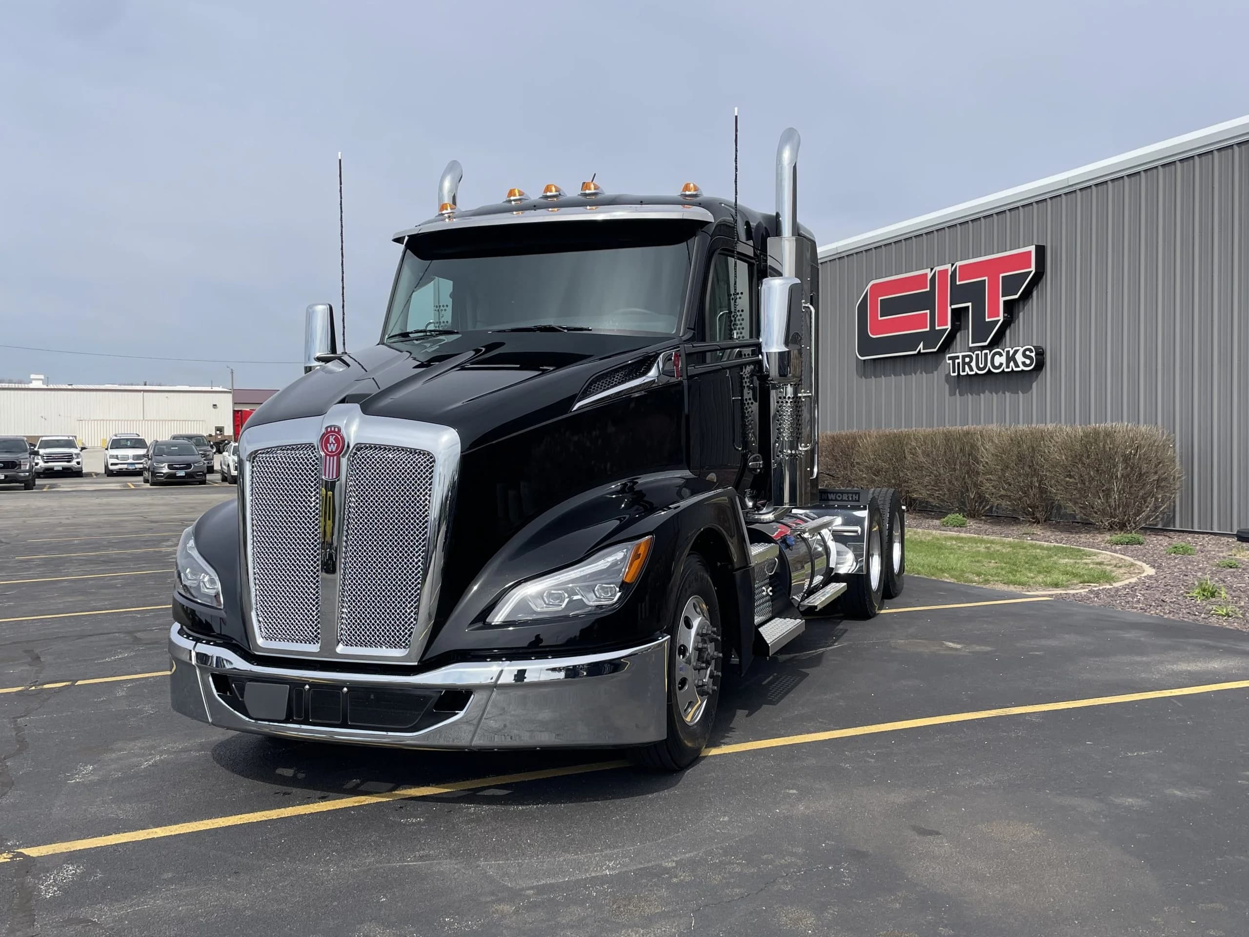 2027 Kenworth T680