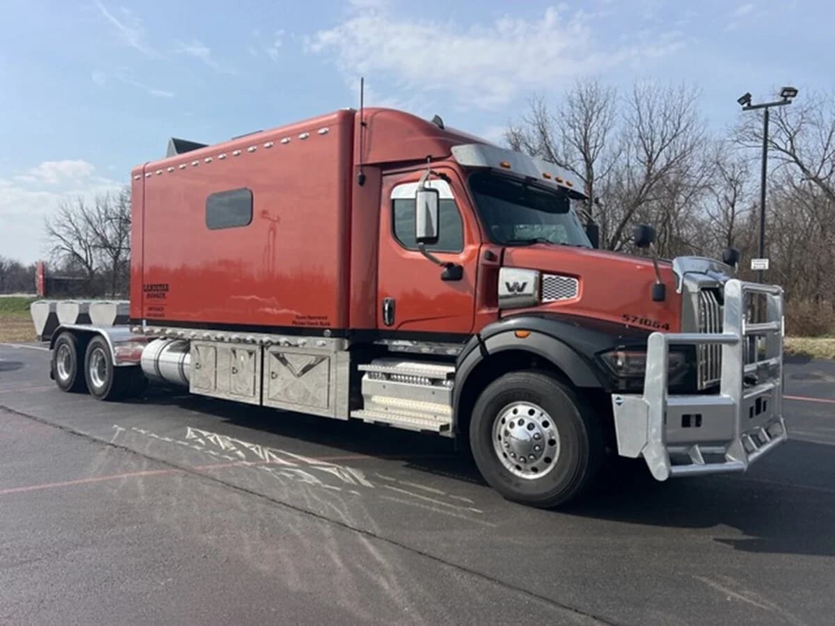 2025 Western Star 49X
