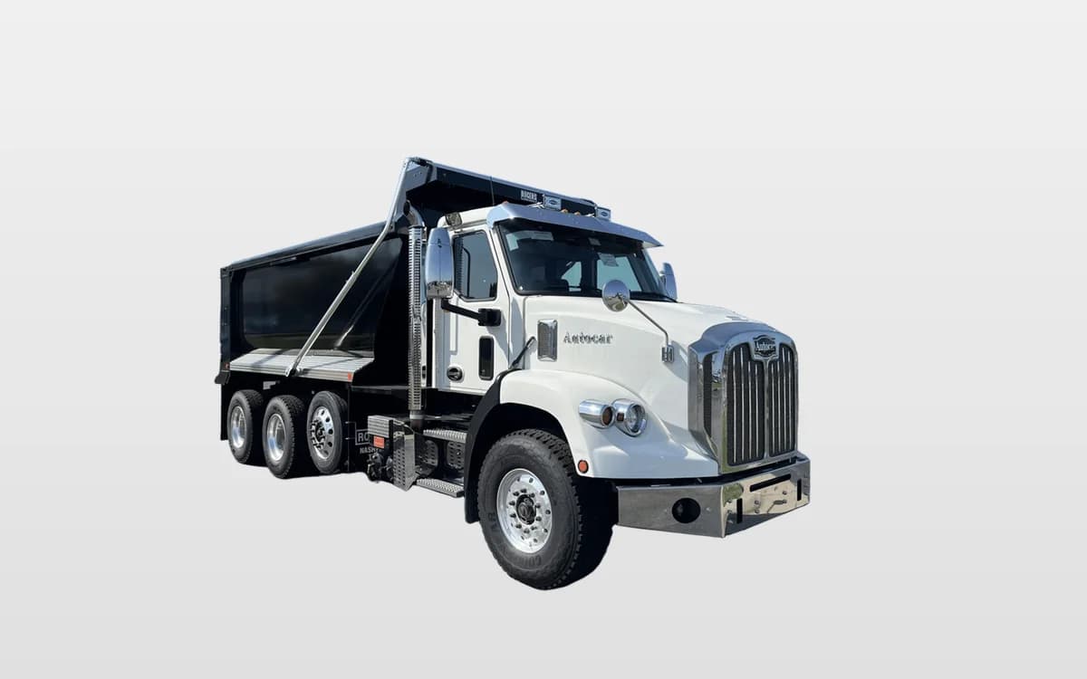 2025 Autocar DC-64 — photo 1